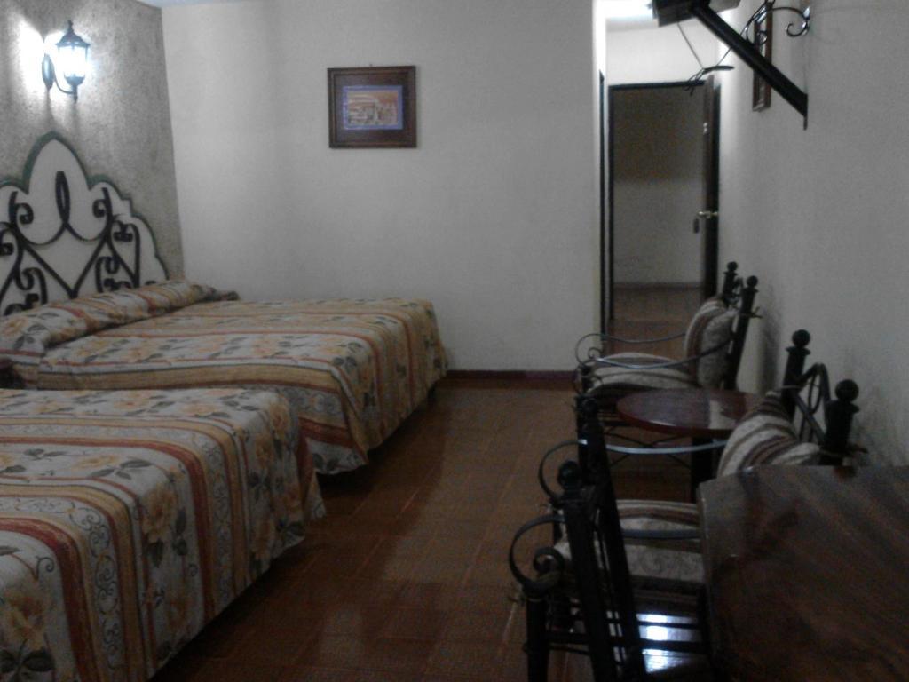 Hotel Coranda Colima Habitación foto